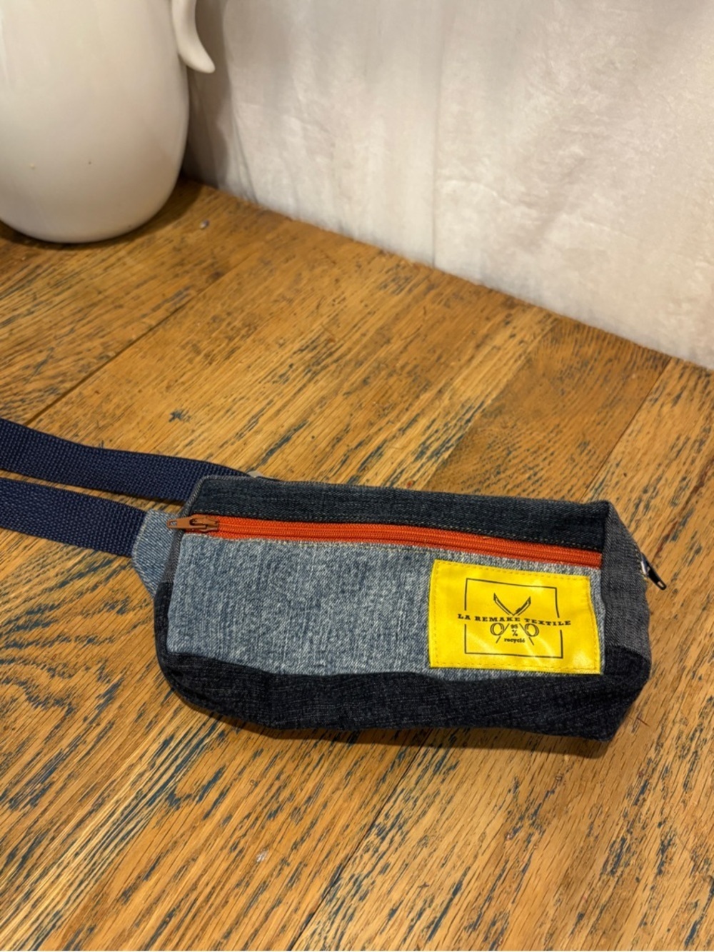 LA REMAKE TEXTILE Recycled Fabric Belt Bag Blue Denim